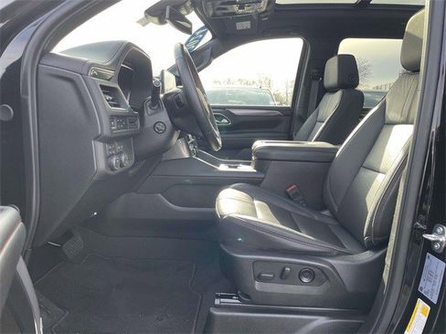 Certified 2024 Chevrolet Suburban RST w/ Luxury Package image 7