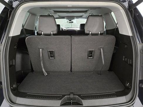 Used 2021 GMC Acadia AT4 w/ Technology Package image 21