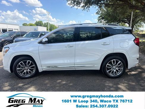 Used 2024 GMC Terrain Denali AWD/4WD image 7