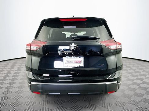 New 2026 Nissan Rogue Dark Armor AWD/4WD image 9