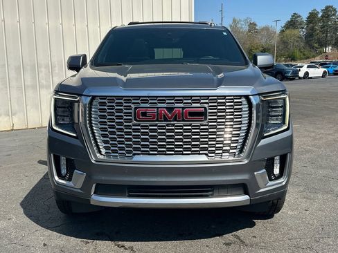 Used 2021 GMC Yukon Denali w/ Denali Ultimate Package image 3