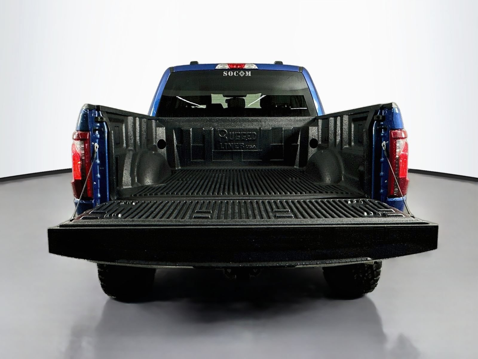 Used 2024 Ford F150 XLT AWD/4WD image 25
