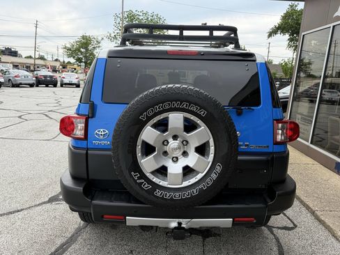 Used 2007 Toyota FJ Cruiser 4WD image 8