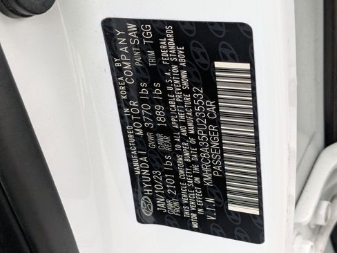 Certified 2023 Hyundai Venue SEL image 34