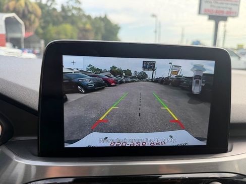 Used 2021 Ford Escape Titanium w/ Class II Trailer Tow Package FWD image 17
