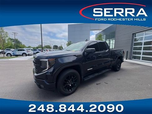 Used 2023 GMC Sierra 1500 Elevation AWD/4WD image 1