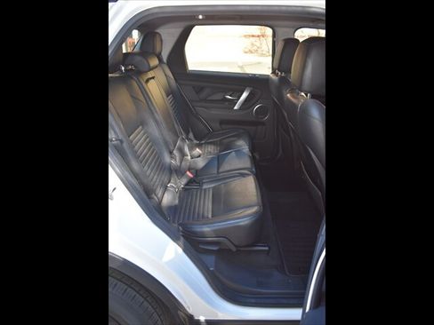Used 2020 Land Rover Discovery Sport SE AWD/4WD image 25