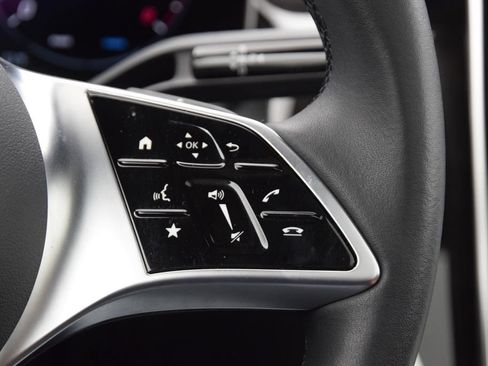 Certified 2025 Mercedes-Benz GLC 300 4MATIC image 25