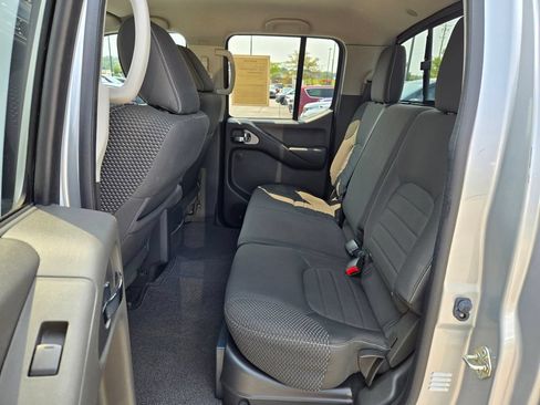 Used 2019 Nissan Frontier PRO-4X AWD/4WD image 27