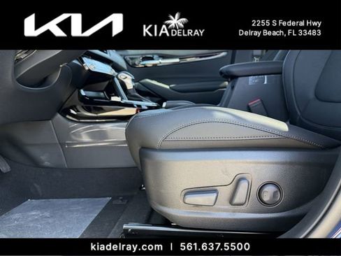 New 2026 Kia Seltos EX FWD image 16