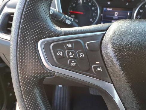 Used 2020 Chevrolet Equinox LT image 19