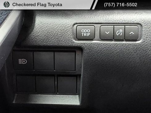 Used 2024 Lexus IS 300 w/ Comfort Package image 11