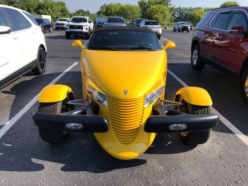 Used 2000 Plymouth Prowler RWD image 2