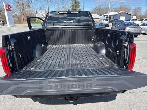 Used 2023 Toyota Tundra SR5 w/ SR5 Premium Package AWD/4WD image 17