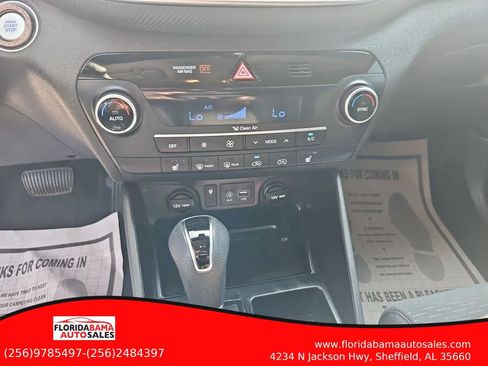 Used 2019 Hyundai Tucson Sport FWD image 15