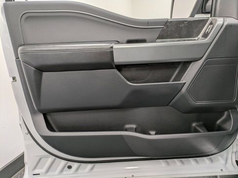 Used 2025 Ford F150 XLT w/ Equipment Group 302A MID image 8