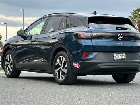 Used 2023 Volkswagen ID.4 Pro image 6