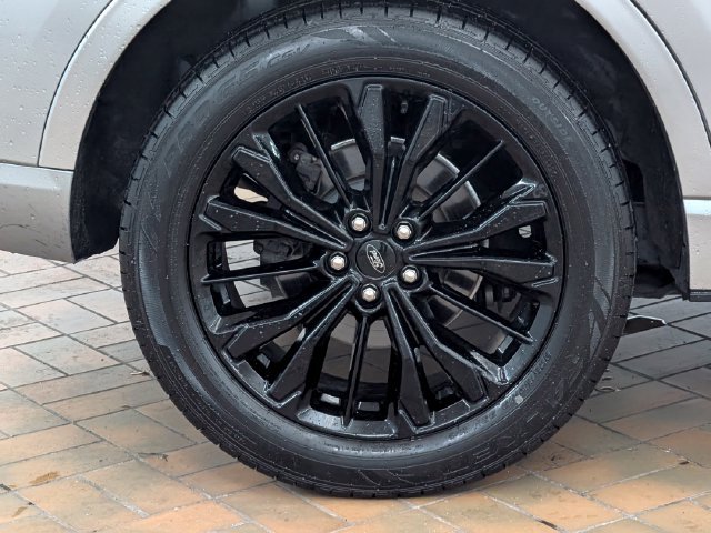 Certified 2023 Ford Escape ST-Line Elite AWD/4WD image 10