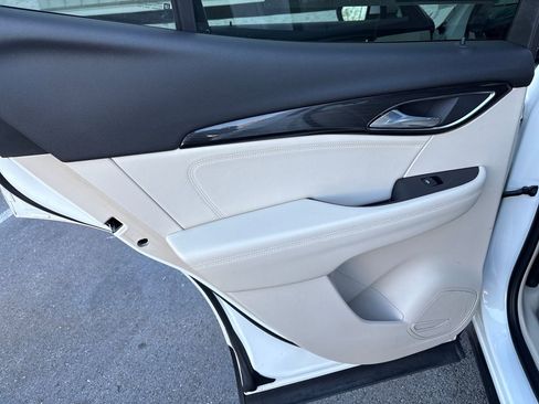 Used 2022 Buick Envision Essence w/ Safety Package image 31