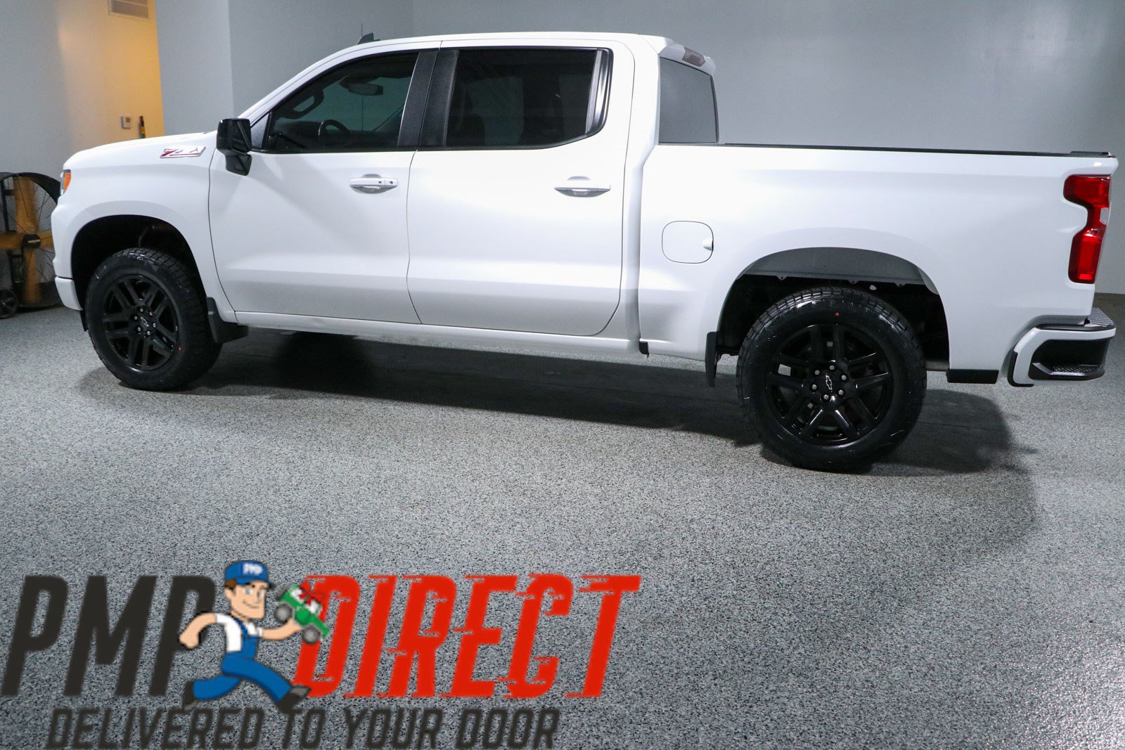 Used 2023 Chevrolet Silverado 1500 RST w/ Z71 Off-Road Package AWD/4WD image 10