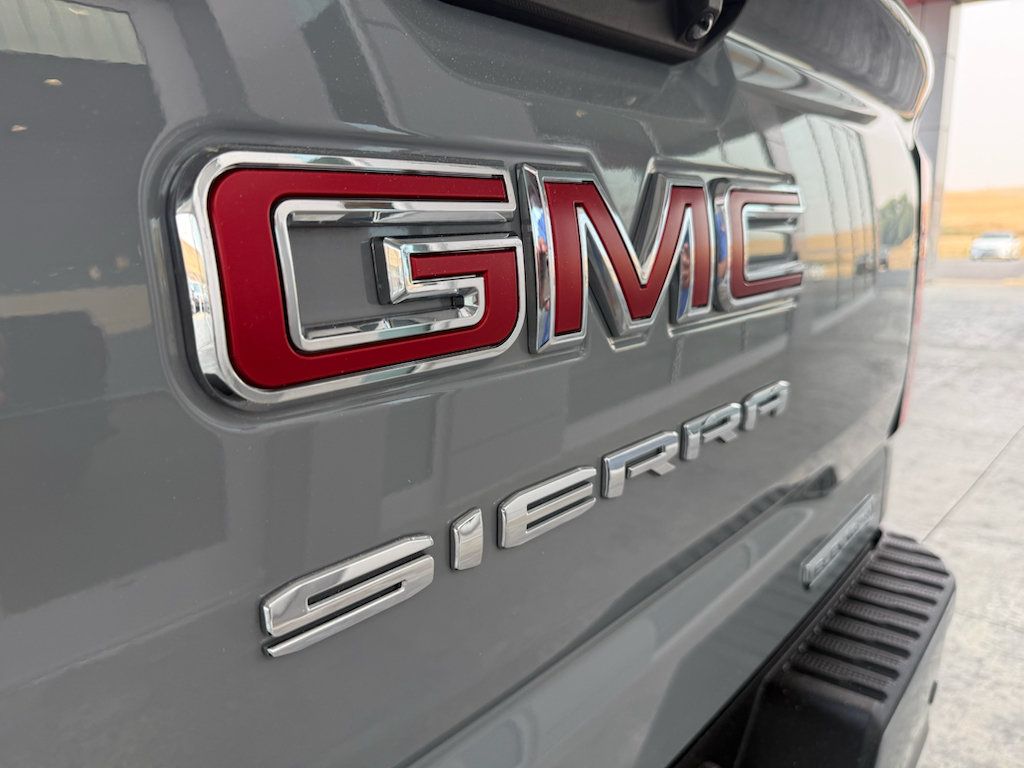 Used 2024 GMC Sierra 1500 Elevation w/ Elevation Premium Package AWD/4WD image 13