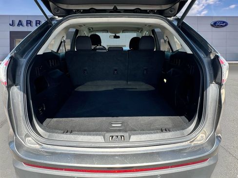 Used 2016 Ford Edge SEL FWD image 23