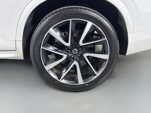Certified 2023 Volvo XC90 B6 Plus w/ Protection Package Premier image 32