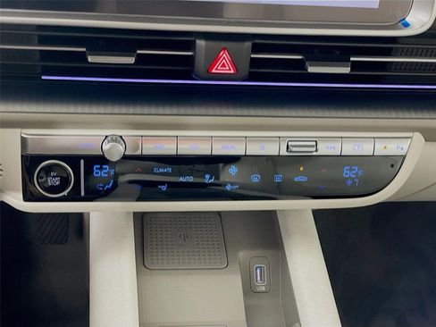 New 2025 Hyundai Ioniq 6 SEL RWD image 12