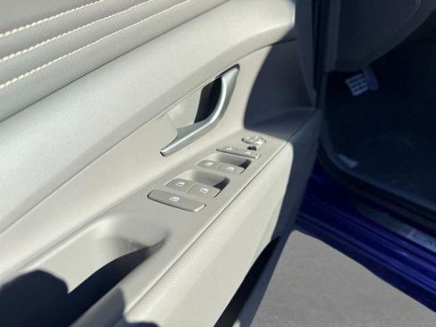 New 2026 Hyundai Elantra Sport FWD image 11