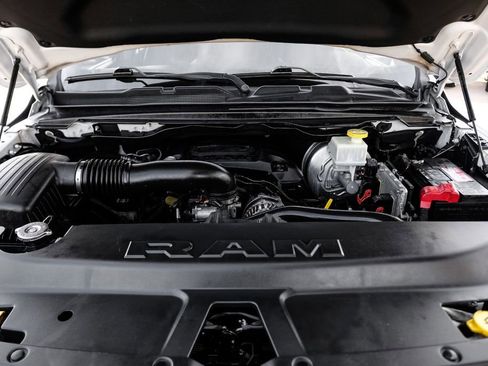 Used 2019 RAM 1500 Laramie image 52