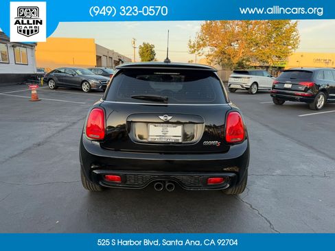Used 2017 MINI Cooper S FWD image 5