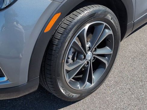 Used 2020 Buick Encore GX Essence image 33