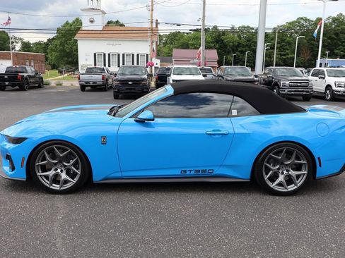 New 2026 Ford Mustang GT Premium w/ GT Performance Package RWD image 15