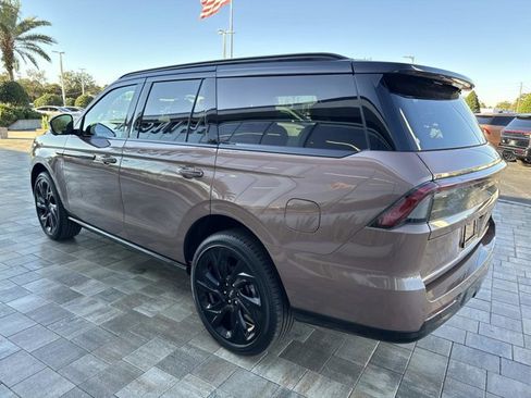 New 2025 Lincoln Navigator Black Label image 4