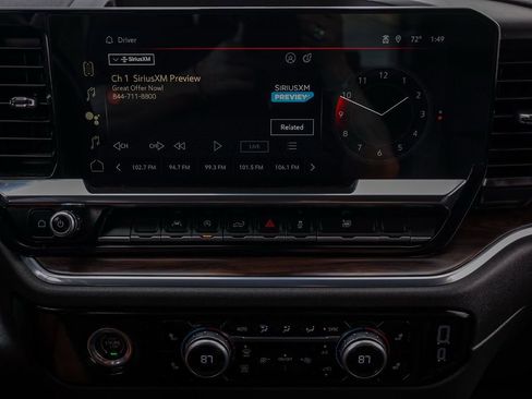 Used 2024 GMC Sierra 1500 SLT image 27