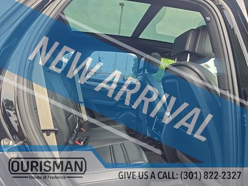 Used 2022 Porsche Cayenne Platinum Edition AWD/4WD image 12
