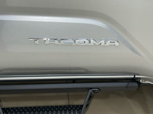 New 2026 Toyota Tacoma 4x4 Double Cab image 5