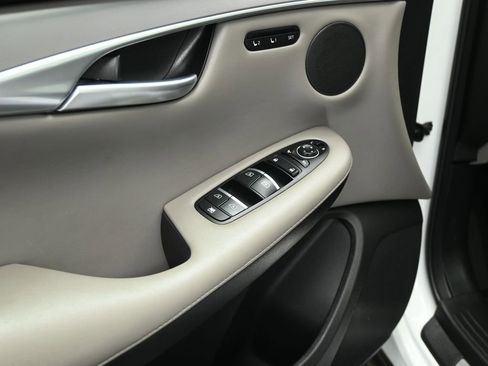 Used 2024 INFINITI QX50 Luxe image 10