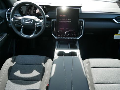 New 2026 GMC Acadia Elevation w/ LPO, All-Weather Package AWD/4WD image 6
