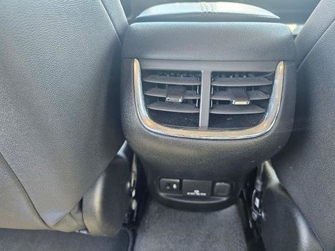 Used 2024 Chevrolet Malibu LT FWD image 46