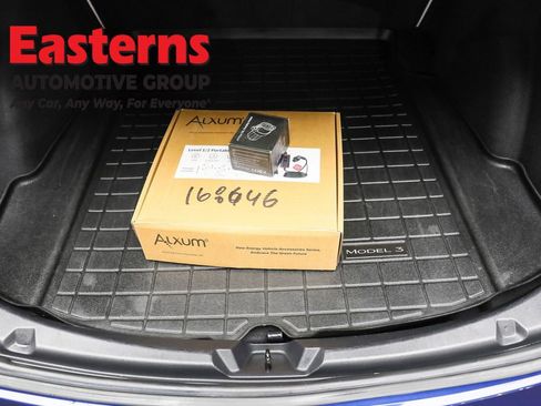 Used 2018 Tesla Model 3 Long Range image 9