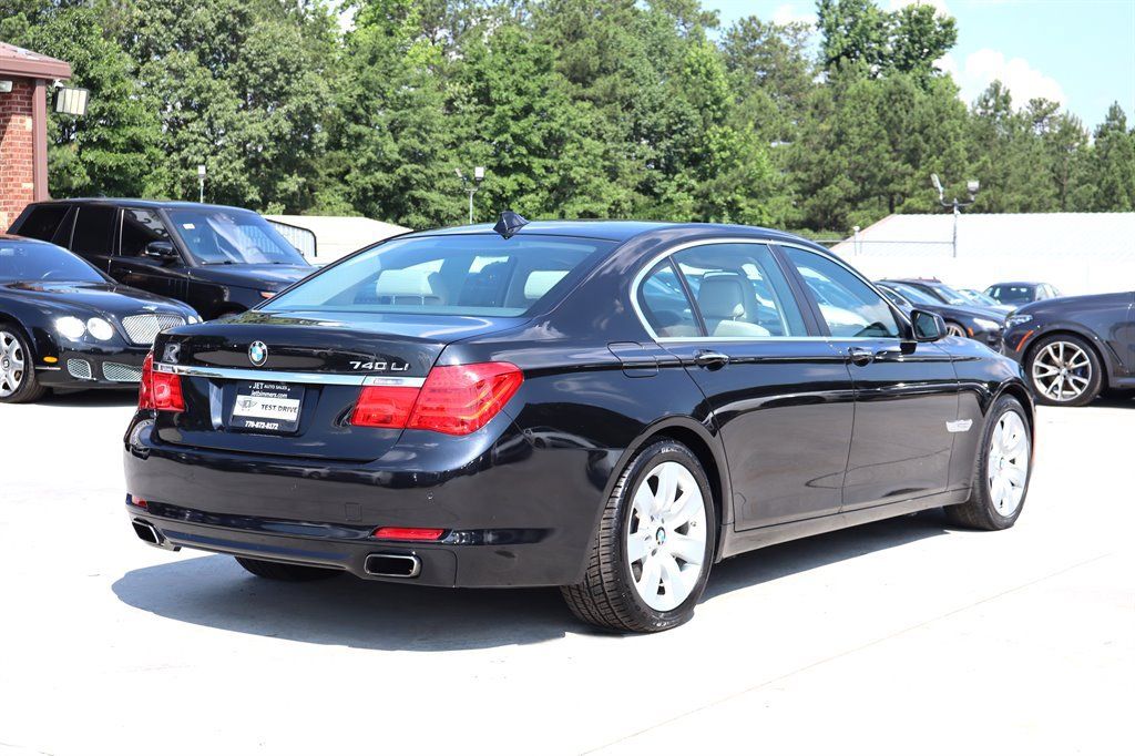 Used 2012 BMW 740Li RWD image 7