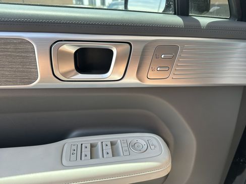 Used 2024 Hyundai Santa Fe Calligraphy AWD/4WD image 31