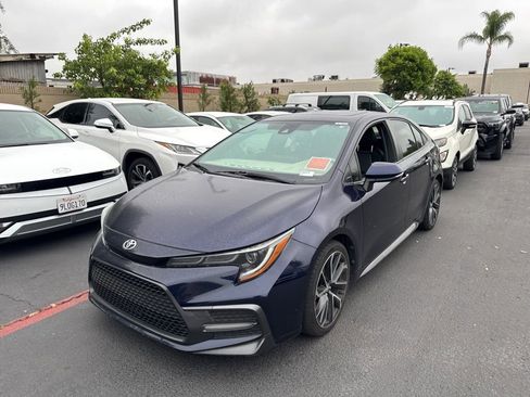 Used 2020 Toyota Corolla XSE image 1
