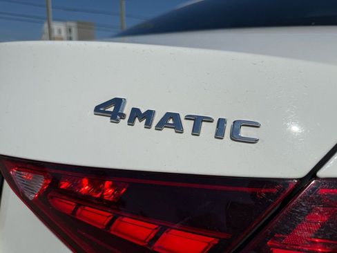 Used 2025 Mercedes-Benz C 300 4MATIC Sedan image 11