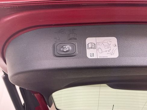 Used 2017 Ford Escape Titanium AWD/4WD image 29