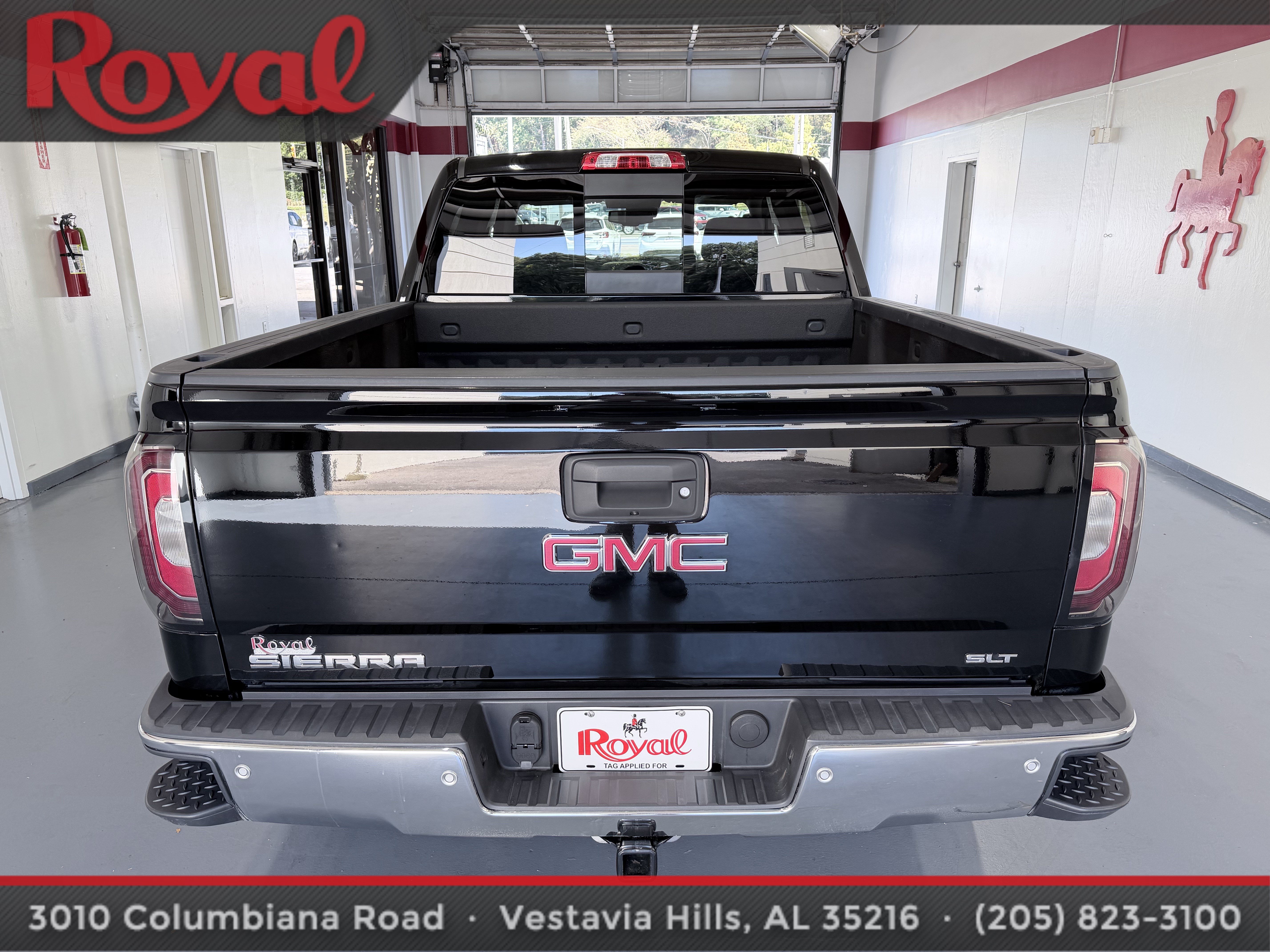 Used 2018 GMC Sierra 1500 SLT AWD/4WD image 5