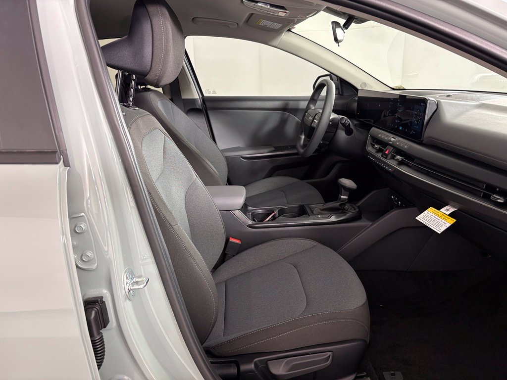New 2026 Kia K4 FWD image 42