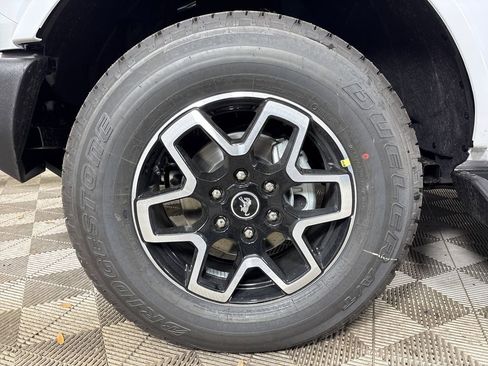 New 2026 Ford Bronco Outer Banks image 10