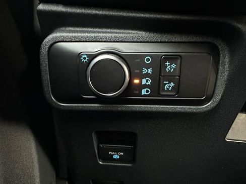 New 2025 Ford Bronco 4-Door image 14